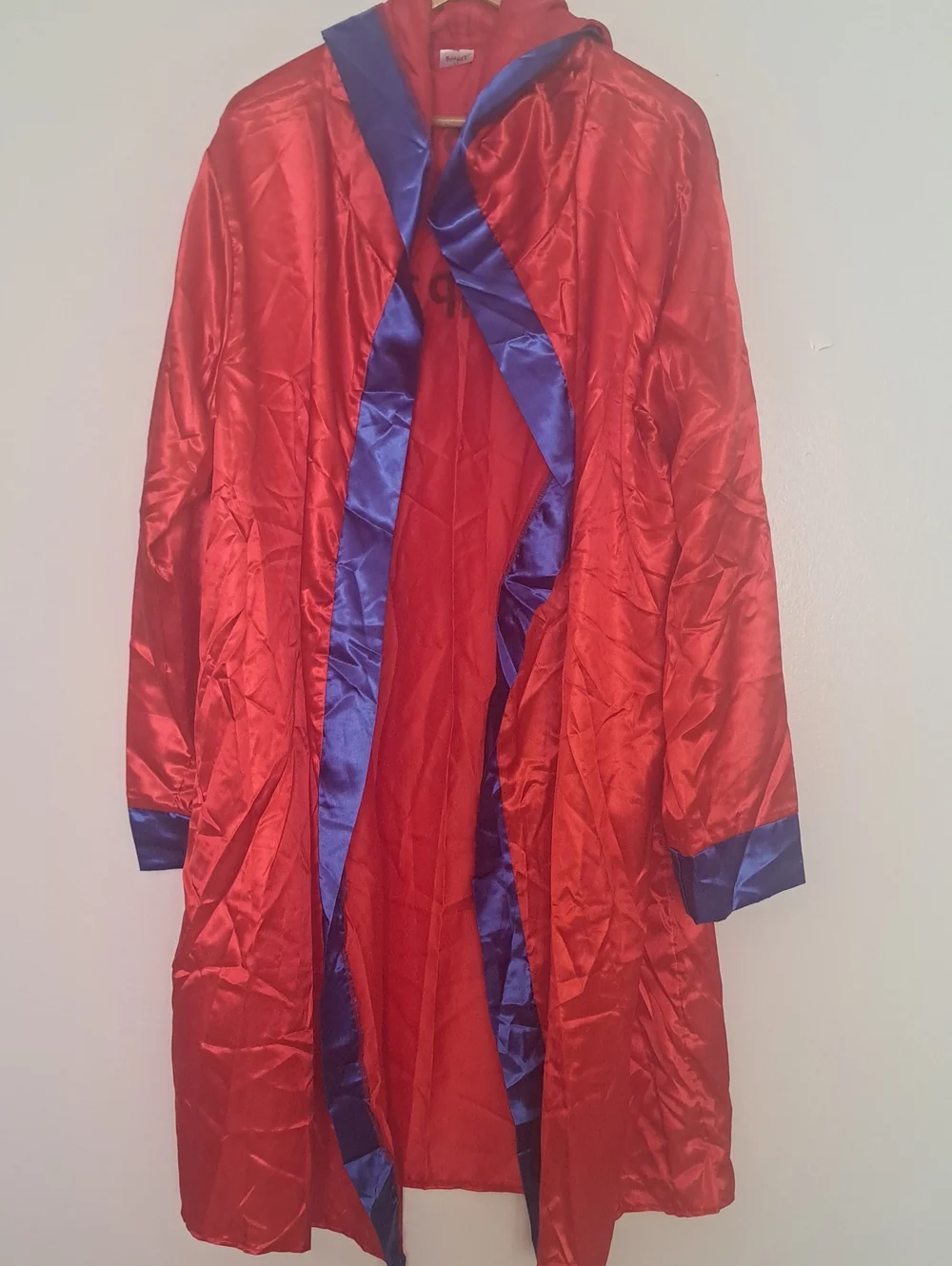Spirit Blue and Red Boxer Robe - Picture 5 of 8